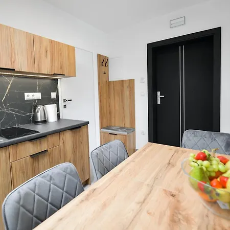 Sloneczne Wzgorze Zator Apartment Exterior photo